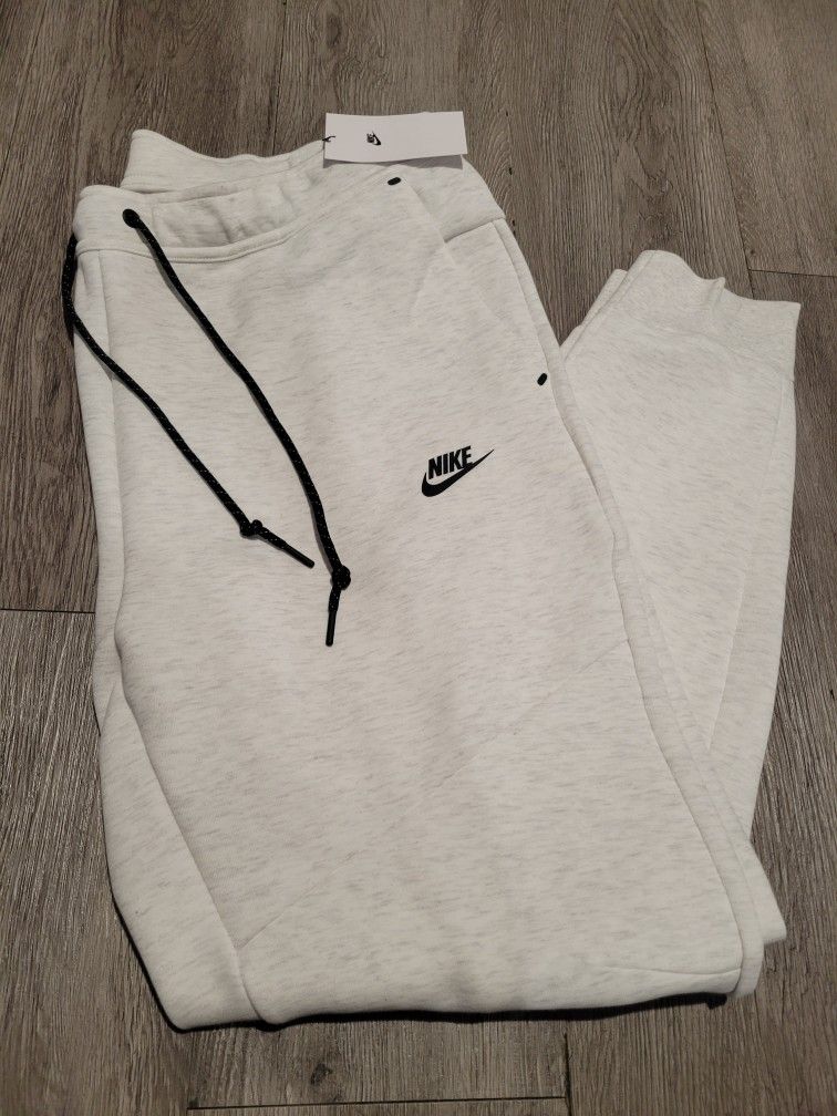 Nike Joggers