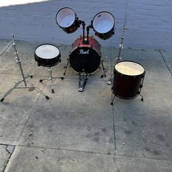 Pearl Drum Set - Dark Red 