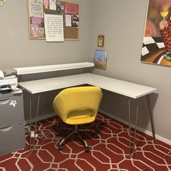 White And Gold L-Shaped Desk