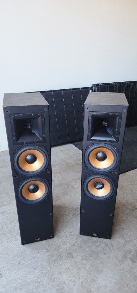 Klipsch 2-way Tower Speakers w/ Bose 2.2 Series II
