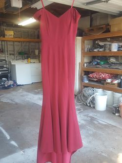 Red formal mermaid gown dress prom