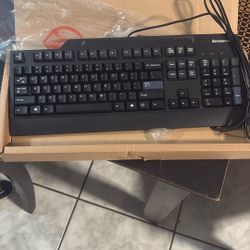 Basic Keyboard (Lenovo)
