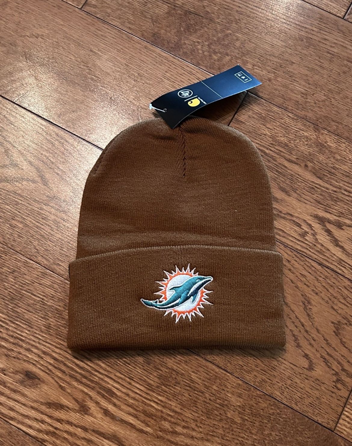 PRICE IS FIRM Miami Dolphins beanie Carhartt x 47’ collaboration