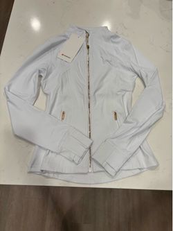 Lululemon cropped jacket and leggings