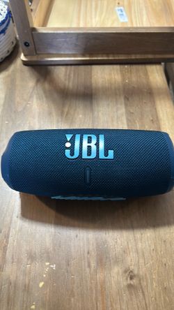 JBL charge 5