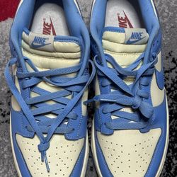 Nike Dunk low Univerity Blue