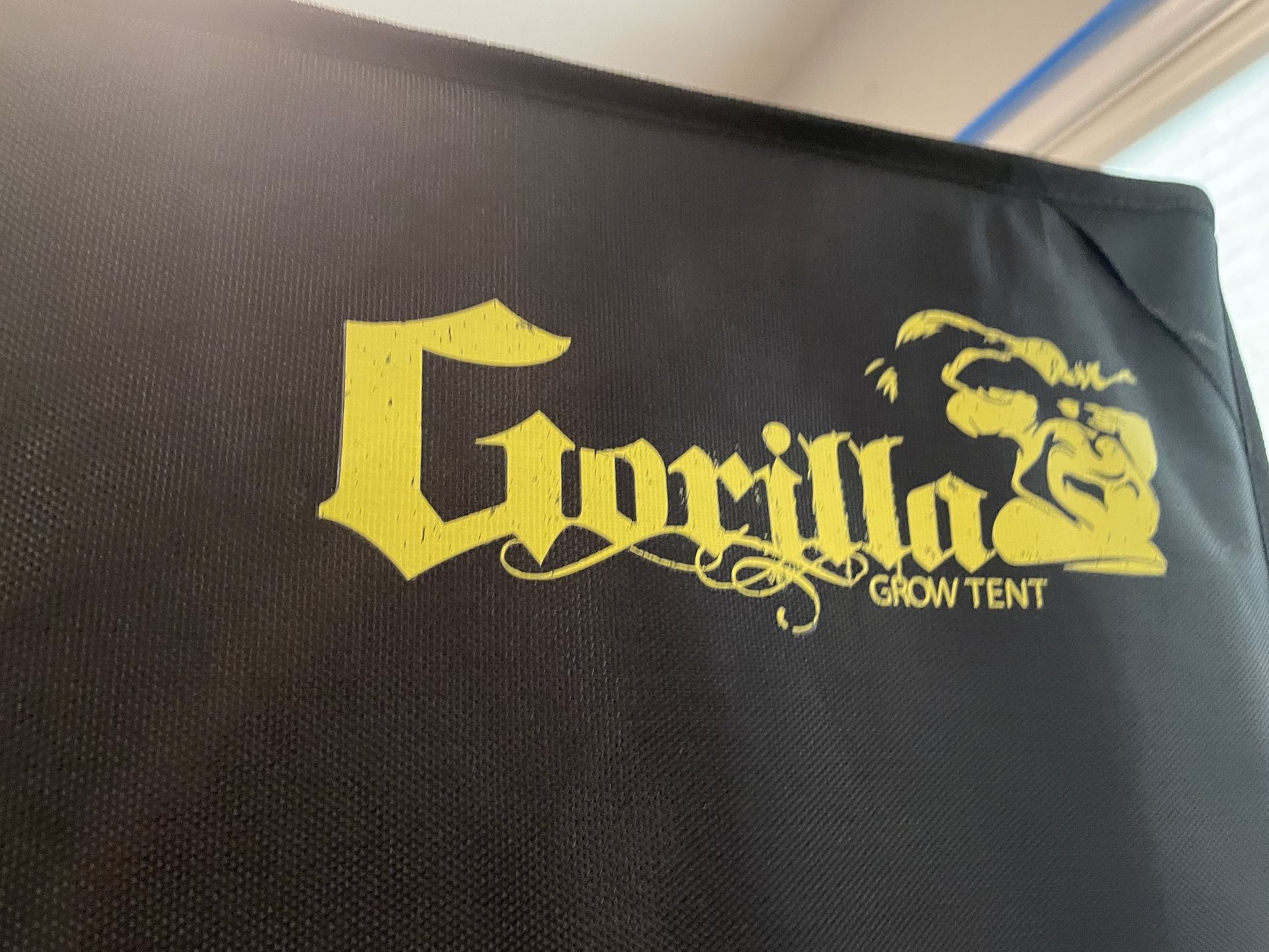 Grow Equipment, Gorilla Grow tents (two 4x8 Ft LARGE) Like New, Max Fans, Can-fans, Can-Lite Active Carbon Filter