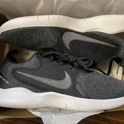 Nike Womens Flex Experience RN 8 Running Trainers 9.5W