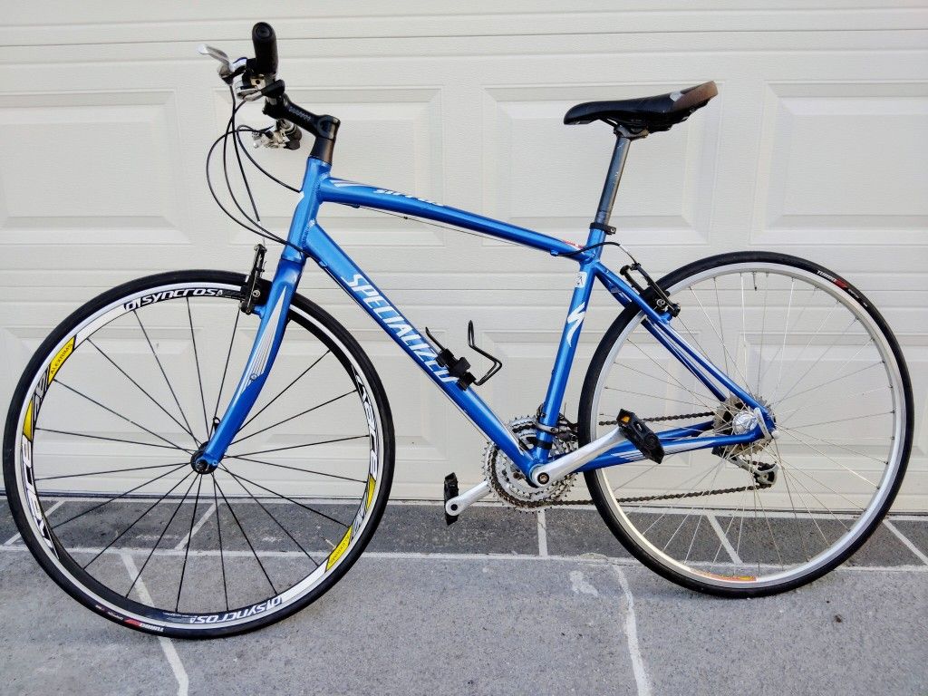 Specialized Sirrus , Size Medium Frame, Excellent Condition
