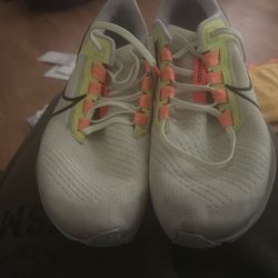 Jogging Shoes