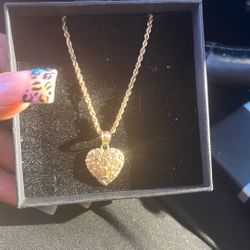 14 Kt Chain with 10kt Heart Nugget