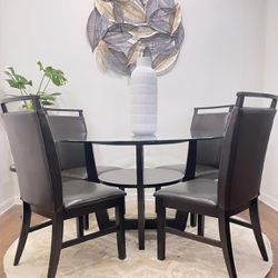 Dining table and 4 chairs leather For Sale