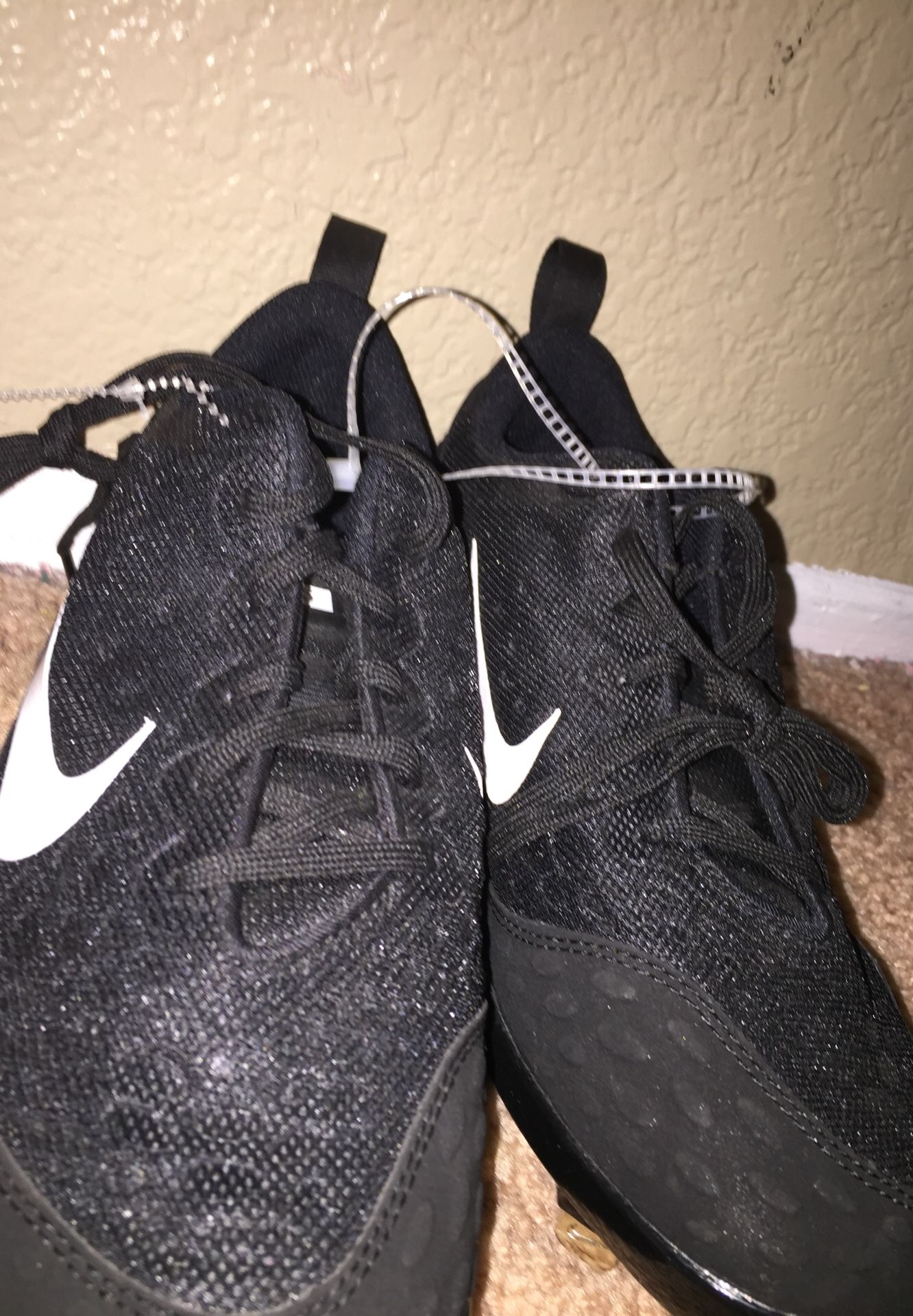 Softball cleats (Metal)