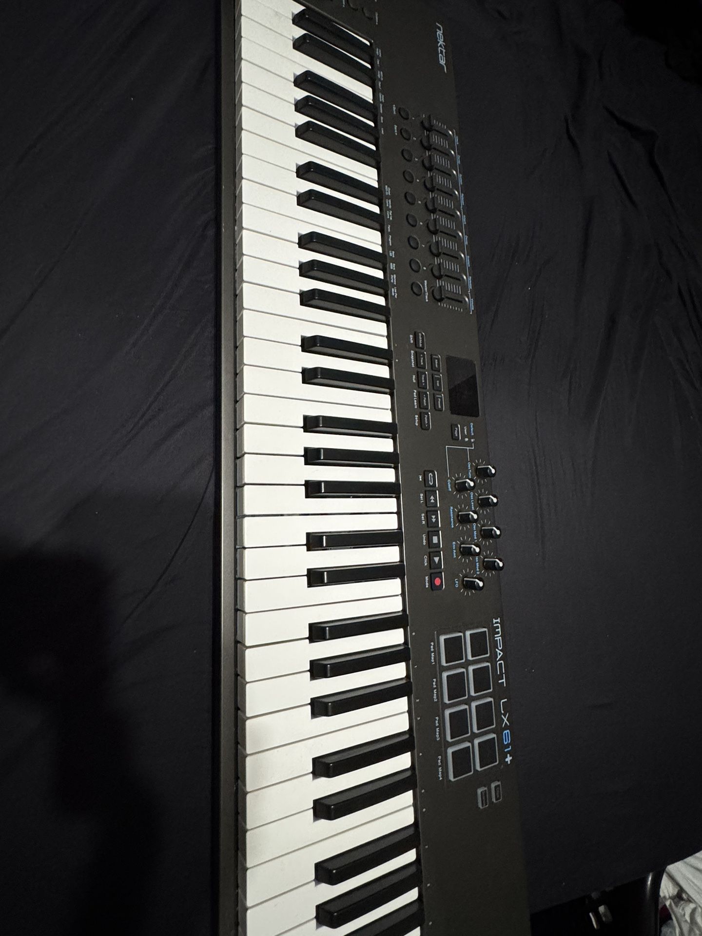 Nektar Impact LX61+ Keyboard Controller