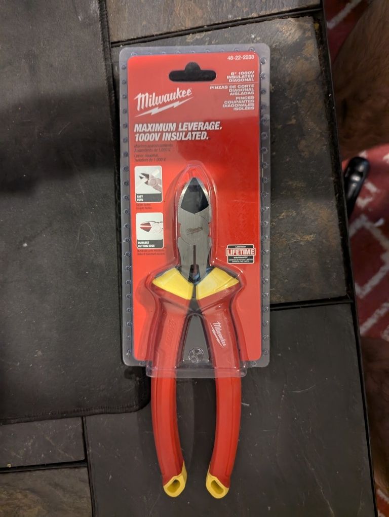 Milwaukee 8" 1000V Insulated Diagonal Cutters