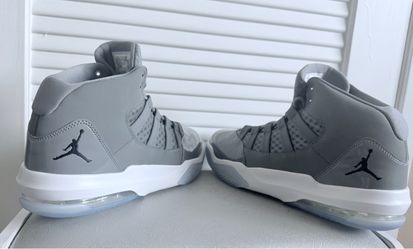 Max Aura Men's Size 10.5