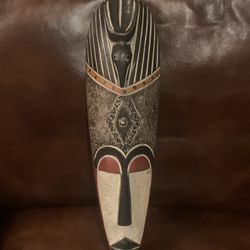 HAND CARVED WOOD MASK FROM GHANA
