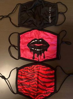 Women's patterned face mask (red and black) – Set of 3