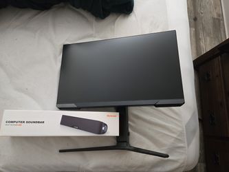 Samsung Gaming Monitor & Soundbar