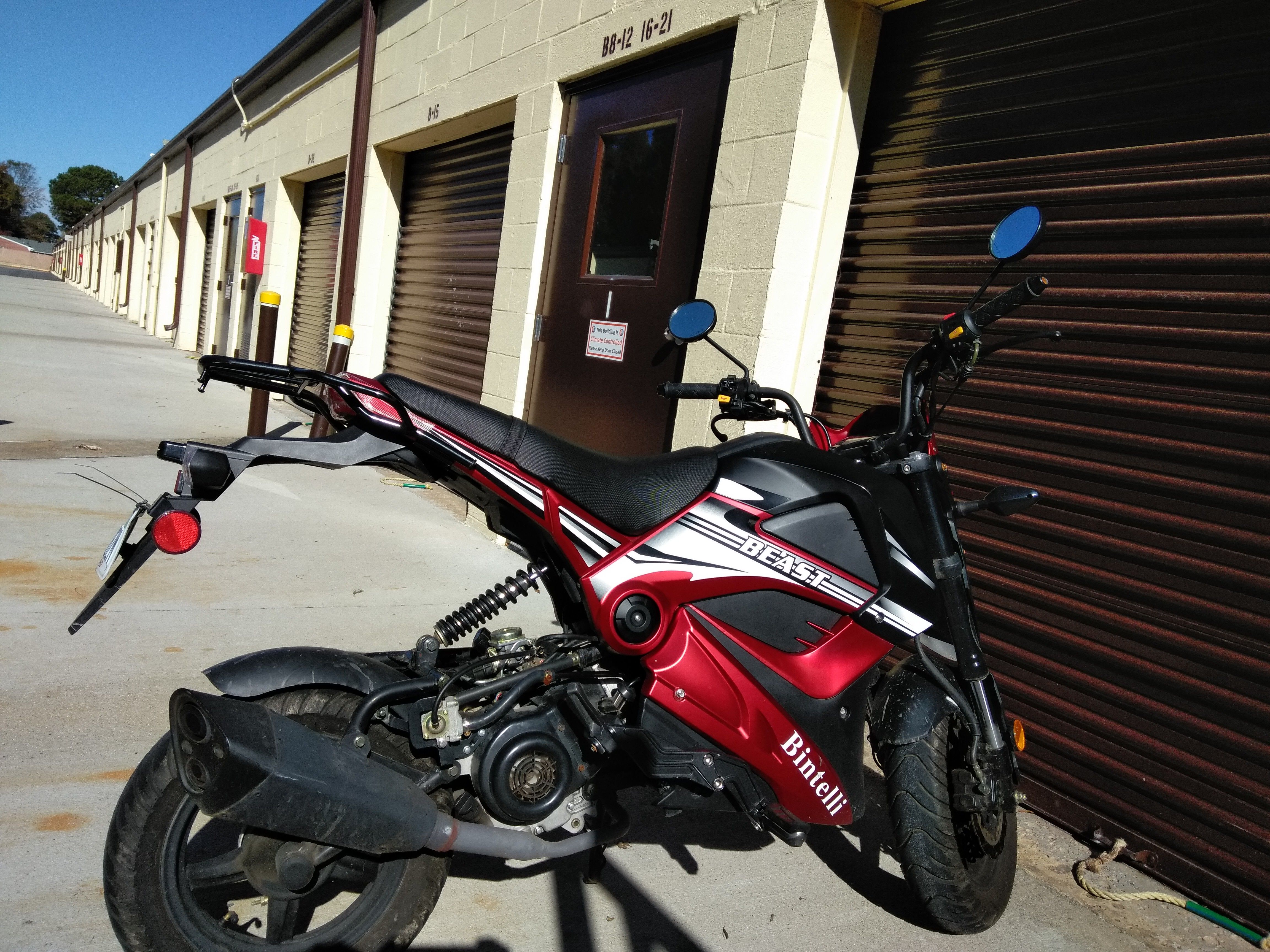 80cc(49cc) Moped Scooter Bintelli Beast 2017