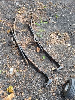 99 07 Chevy Truck Leaf Springs 