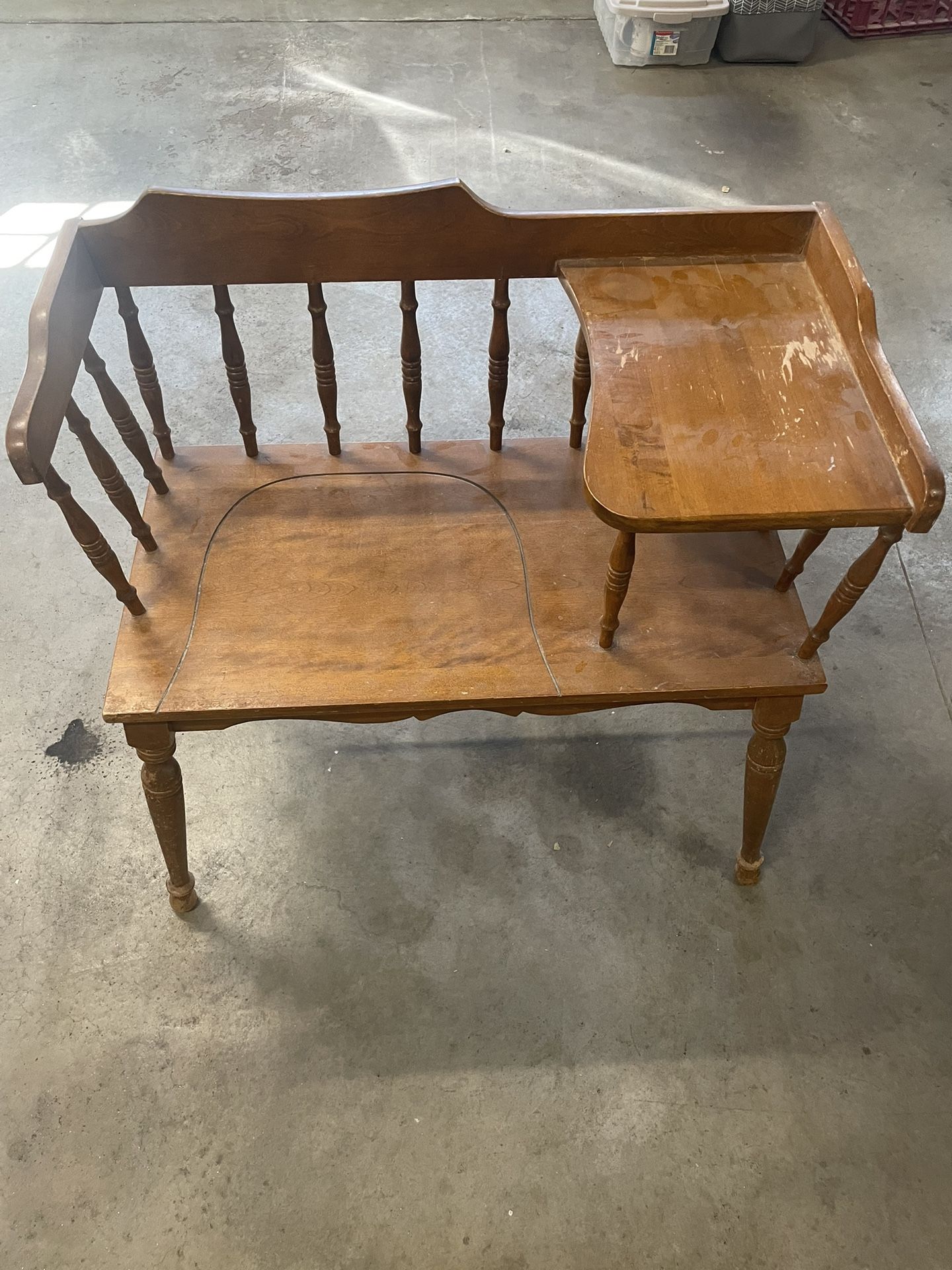 🔥 Vintage Furniture Set – Gossip Bench + Matching End Tables 🔥