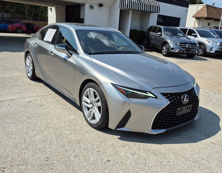 2023 Lexus IS 300