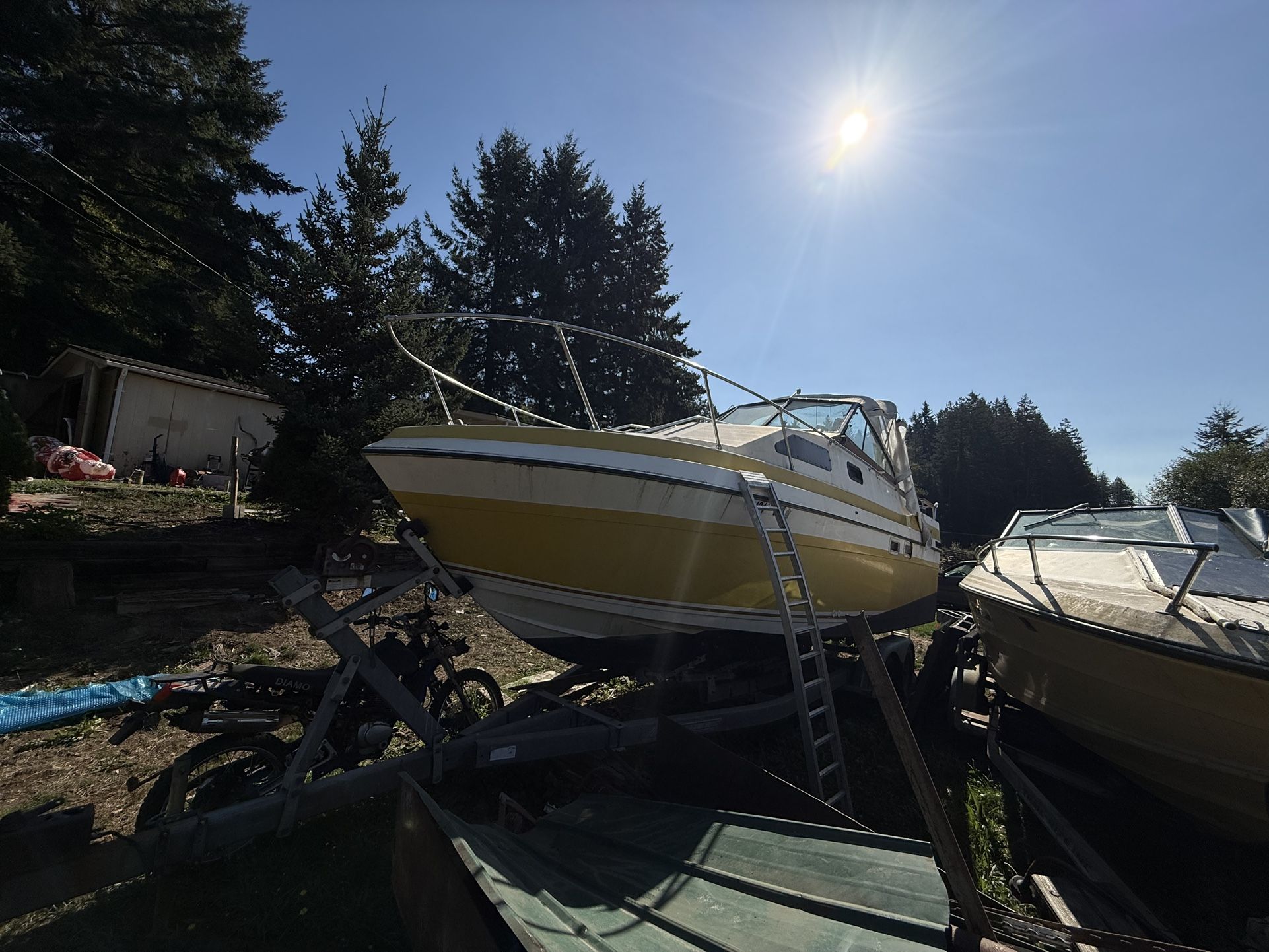 21 Foot Sea Ray W 350 Mercury Cruiser Drive & Trailer