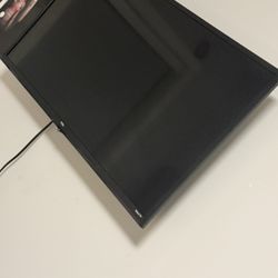 2- 32 Inch TCL Televisions With Mount 