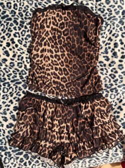 Leopard Print Strapless with shorts