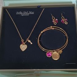 Bella Del Mar  Jewelry Set- Necklace, Bracelet , Earring