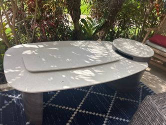 Propane fire pit table