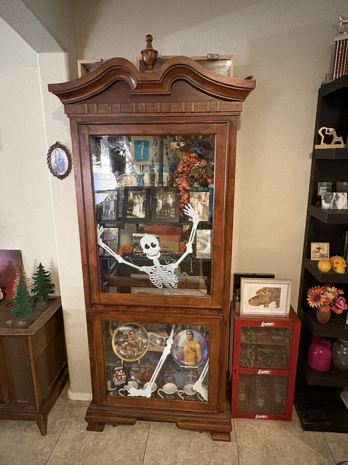 Wood/Glass Display Hutch