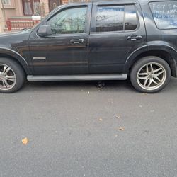 2009 Ford Explorer