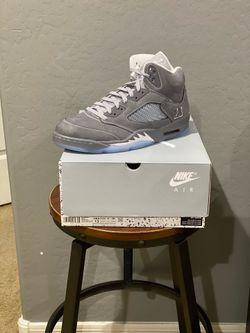 Air Jordan Wolf Grey 5’s