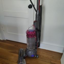 Dyson Ball Complete Vacuum 