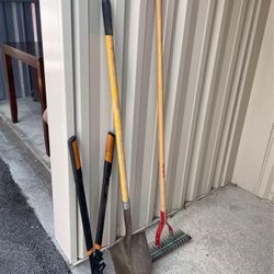 GARDEN TOOLS & BOLT CUTTER
