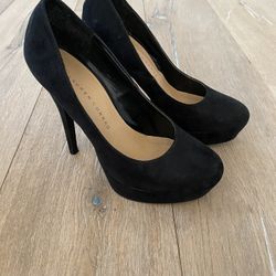 Women’s Black Heels