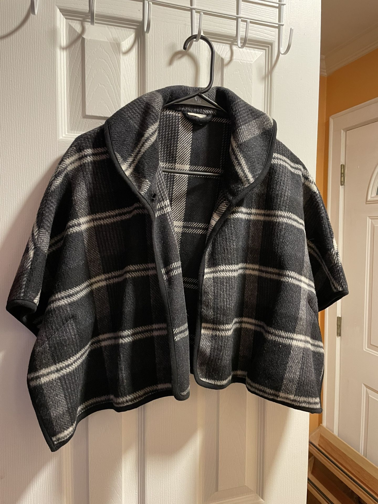 Women’s Poncho jacket
