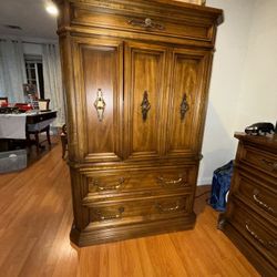 Brown Wardrobe Clean 