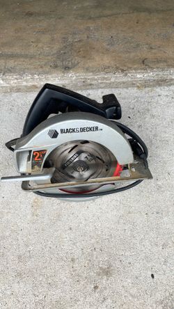 Black &decker saw