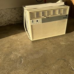 Window A/C 