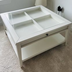 Coffee Table White/Glass