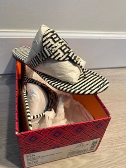 Tory Burch slides