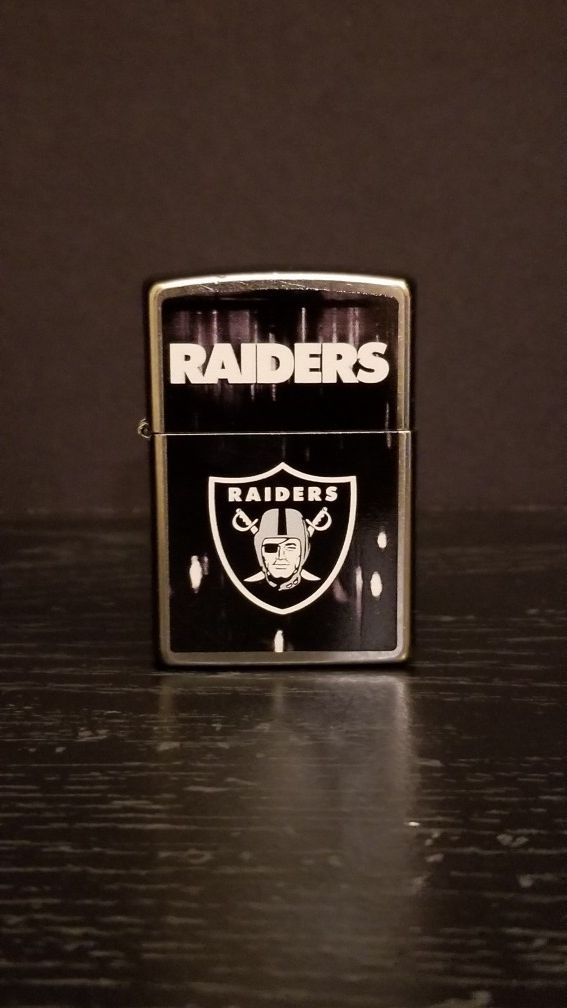 Raiders Zippo lighter