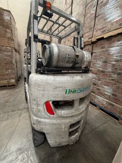 2023 UniCarriers cushion tire propane forklift