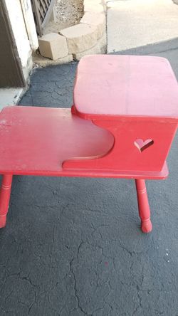 Cute vintage side table