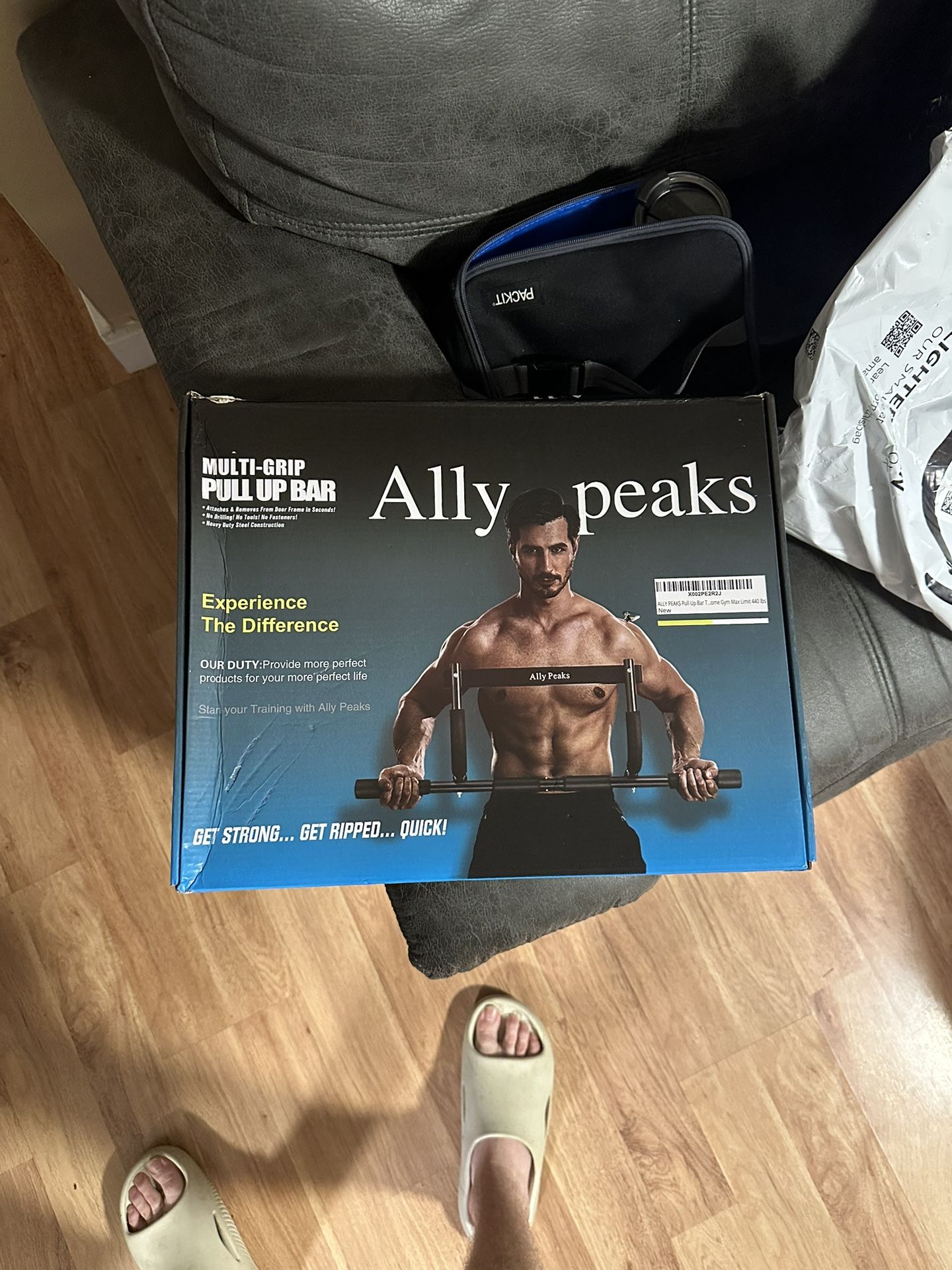 Pull Up Bar