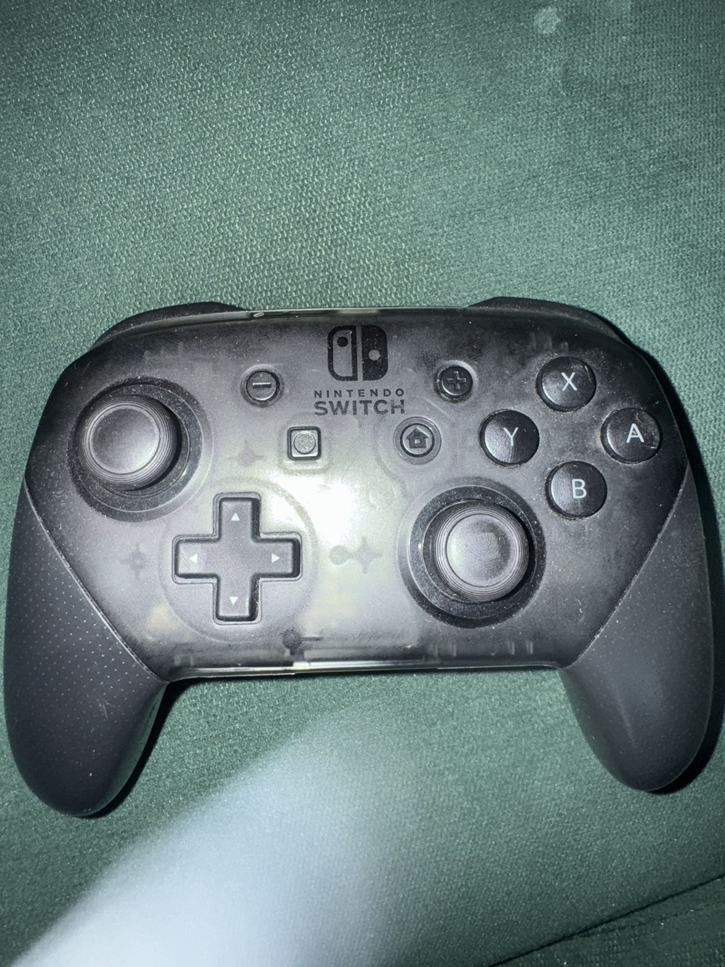 Nintendo Switch Pro Controller