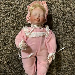 Kathy hippensteel hotsell porcelain doll